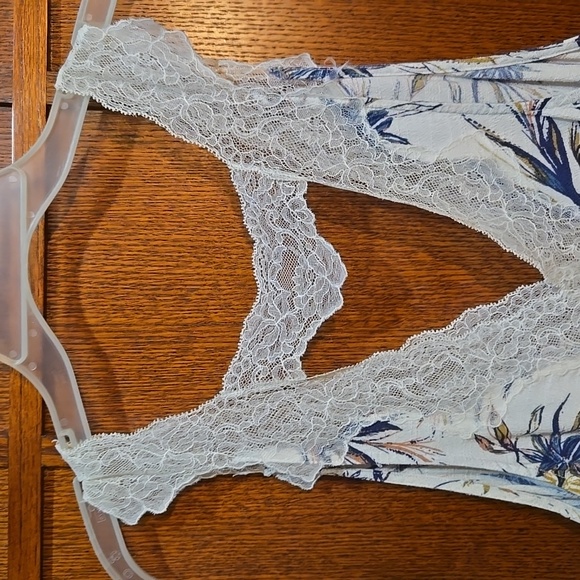 Intimately Free People Size Small Top - Picture 6 of 7